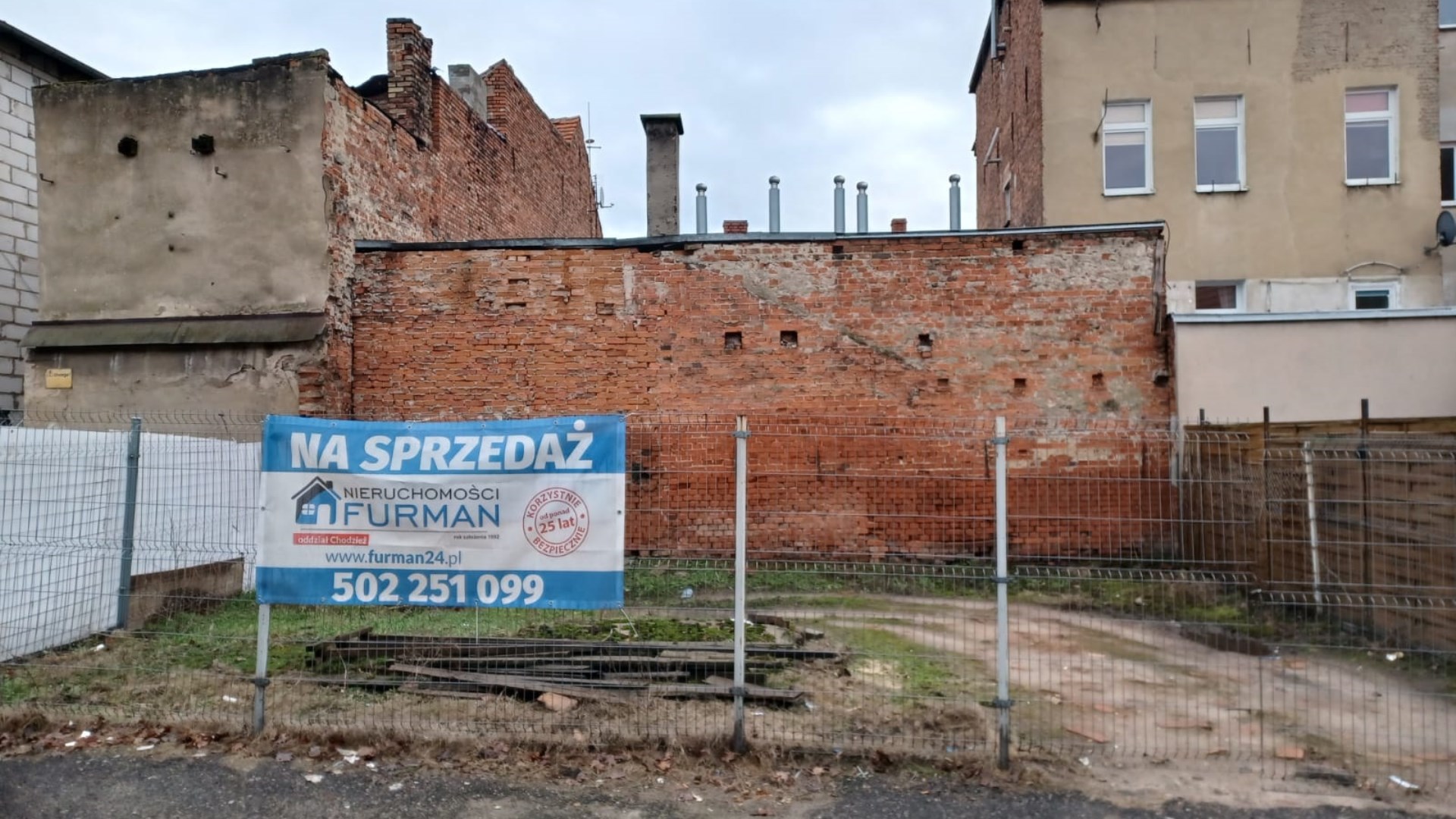 Działka na sprzedaż