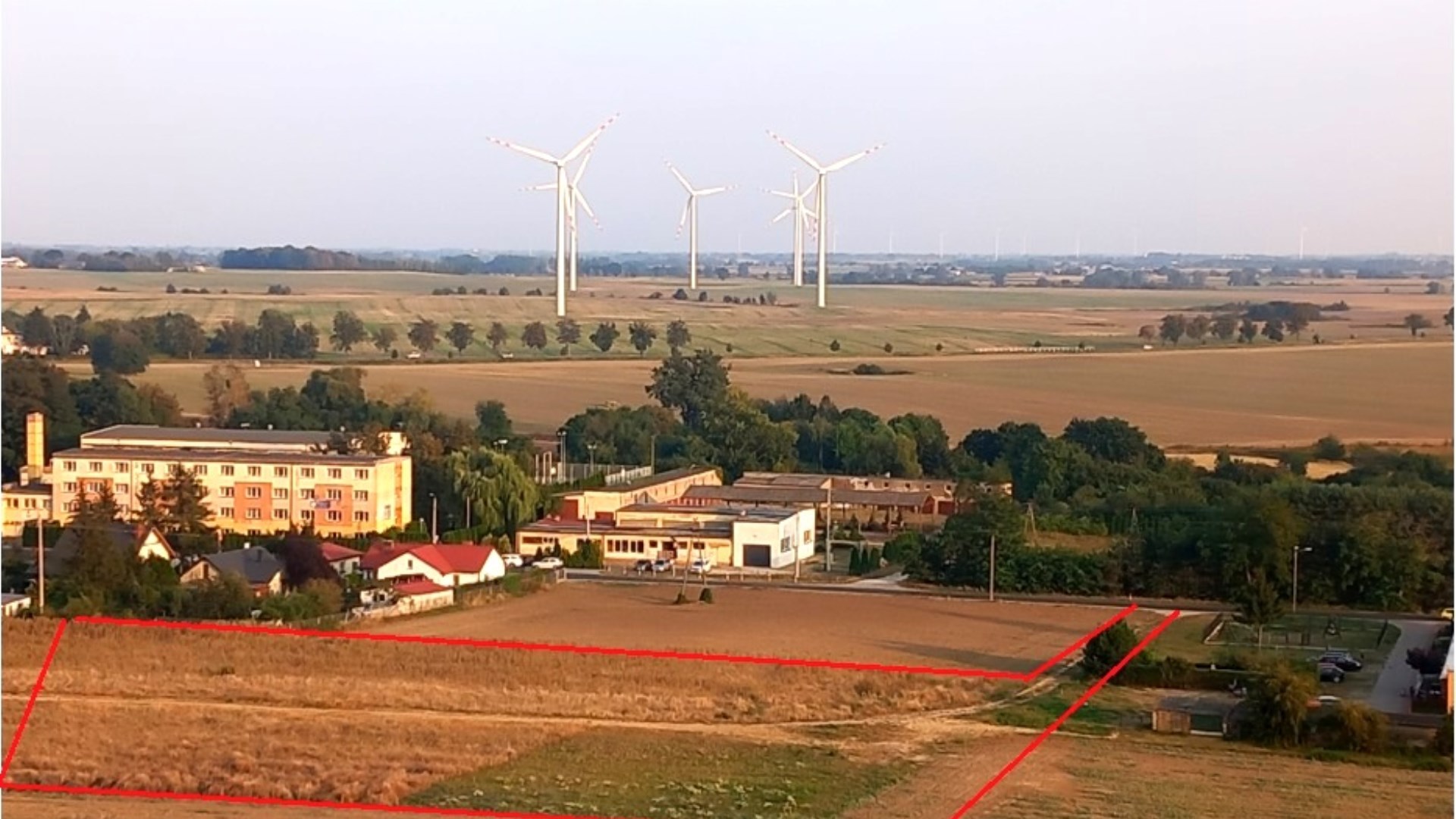 Działka na sprzedaż