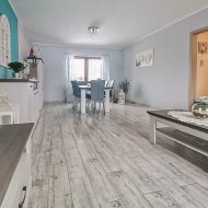 Dom na sprzedaż