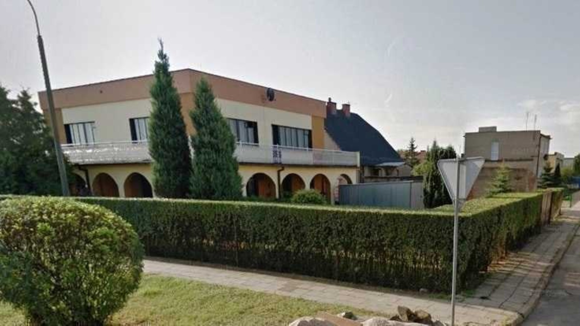 Dom na sprzedaż