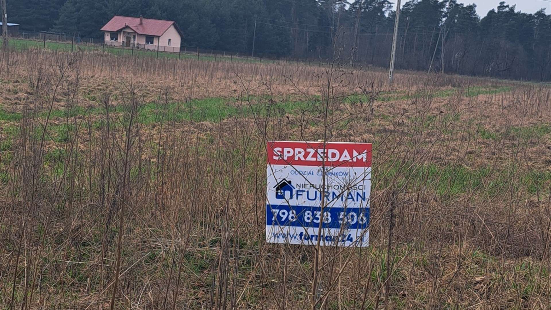 Działka na sprzedaż