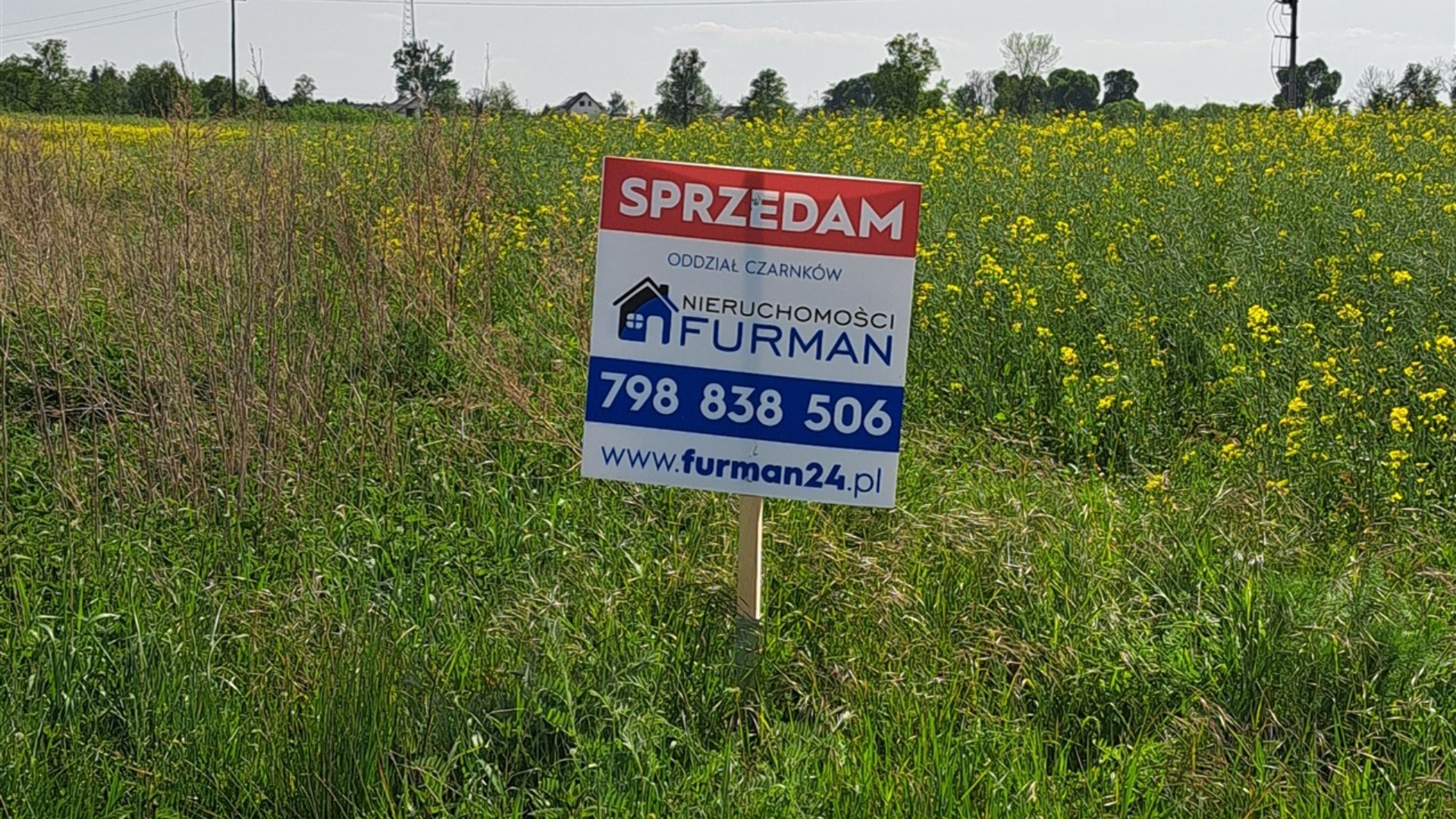 Działka na sprzedaż