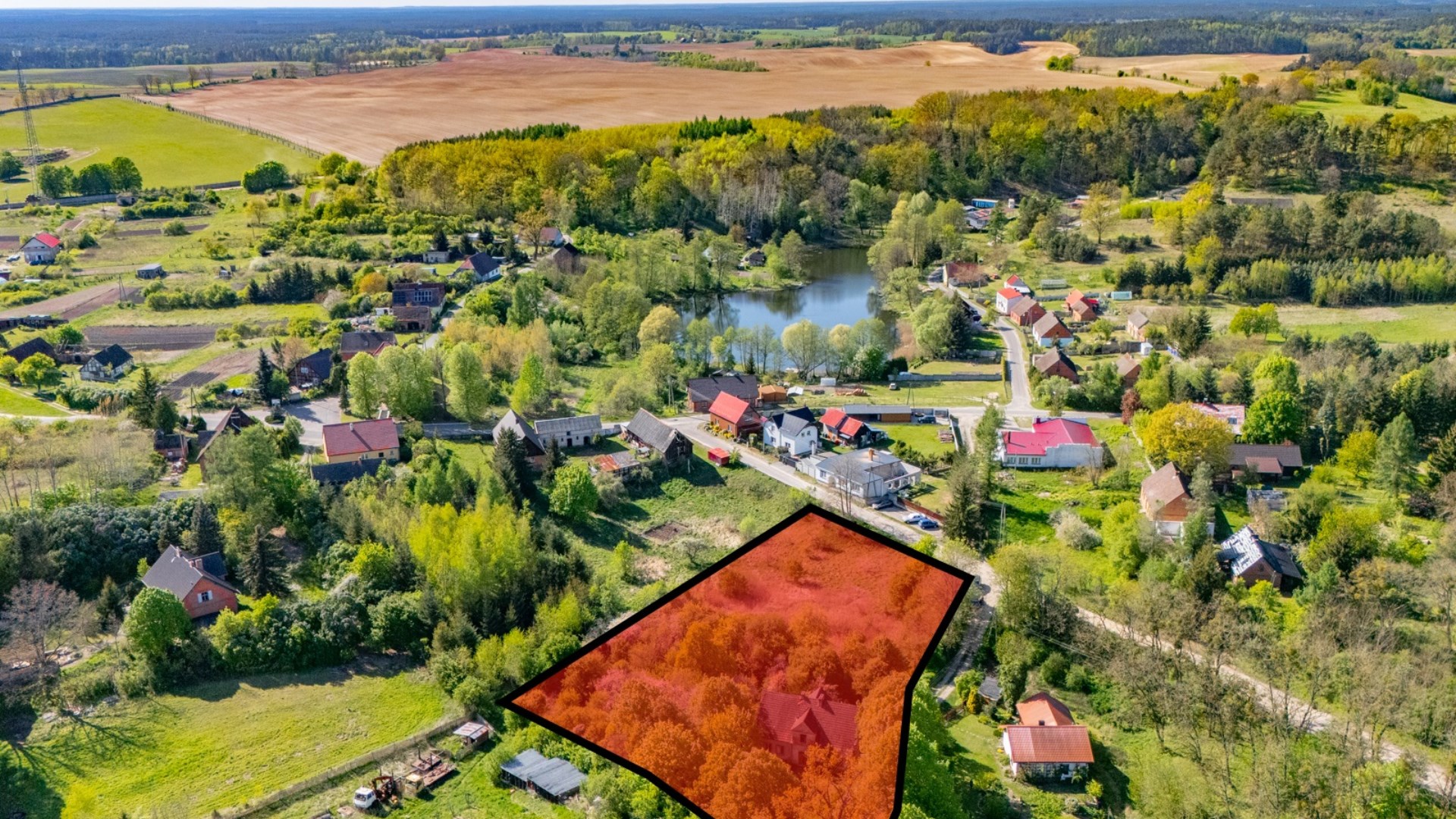 Działka na sprzedaż
