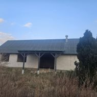 Dom na sprzedaż