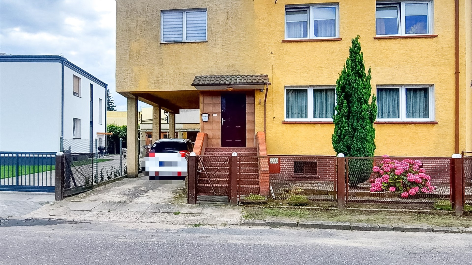 Dom na sprzedaż