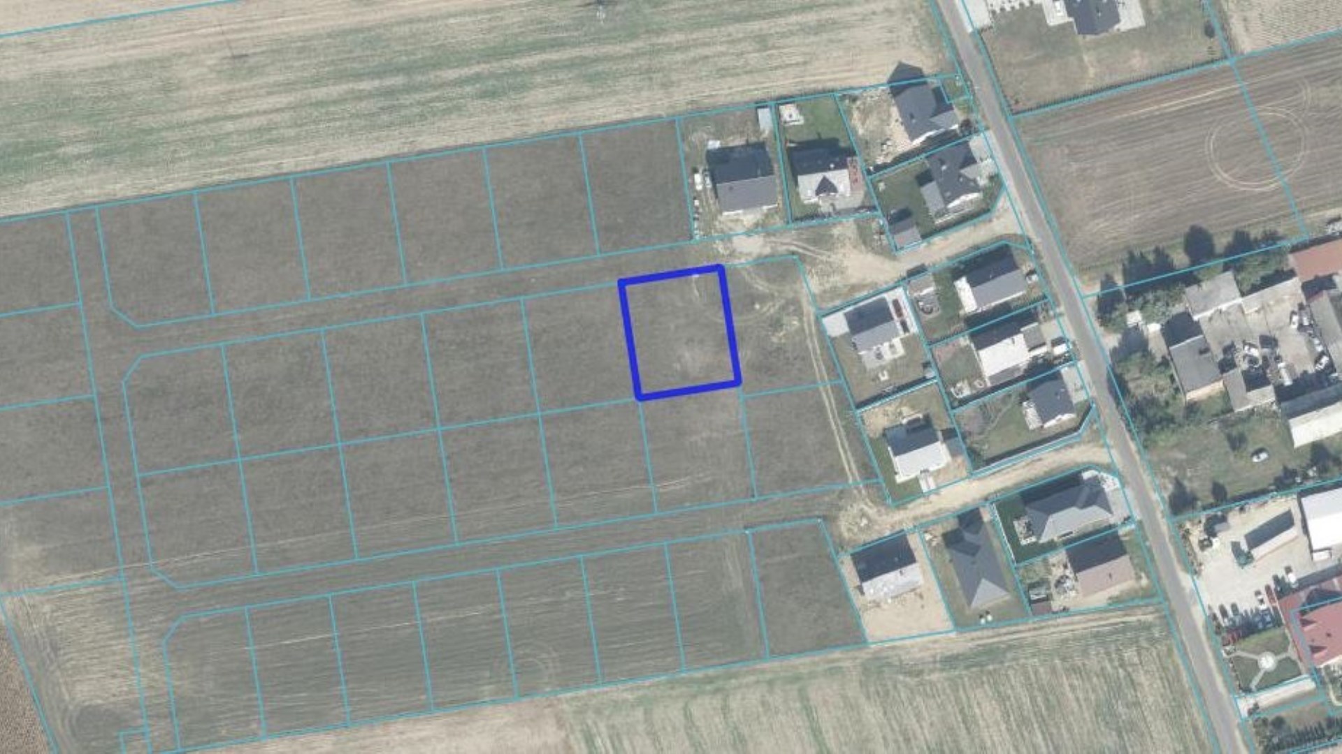 Działka na sprzedaż