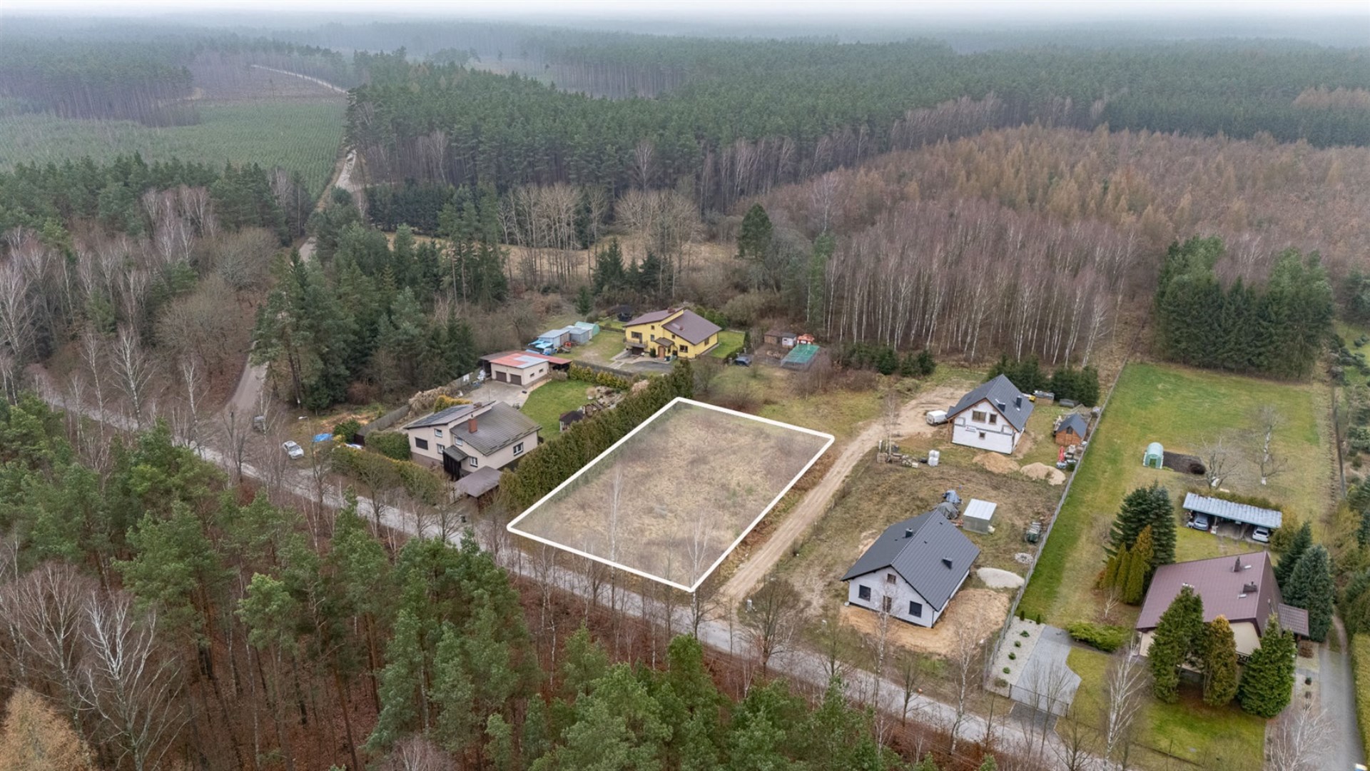 Działka na sprzedaż