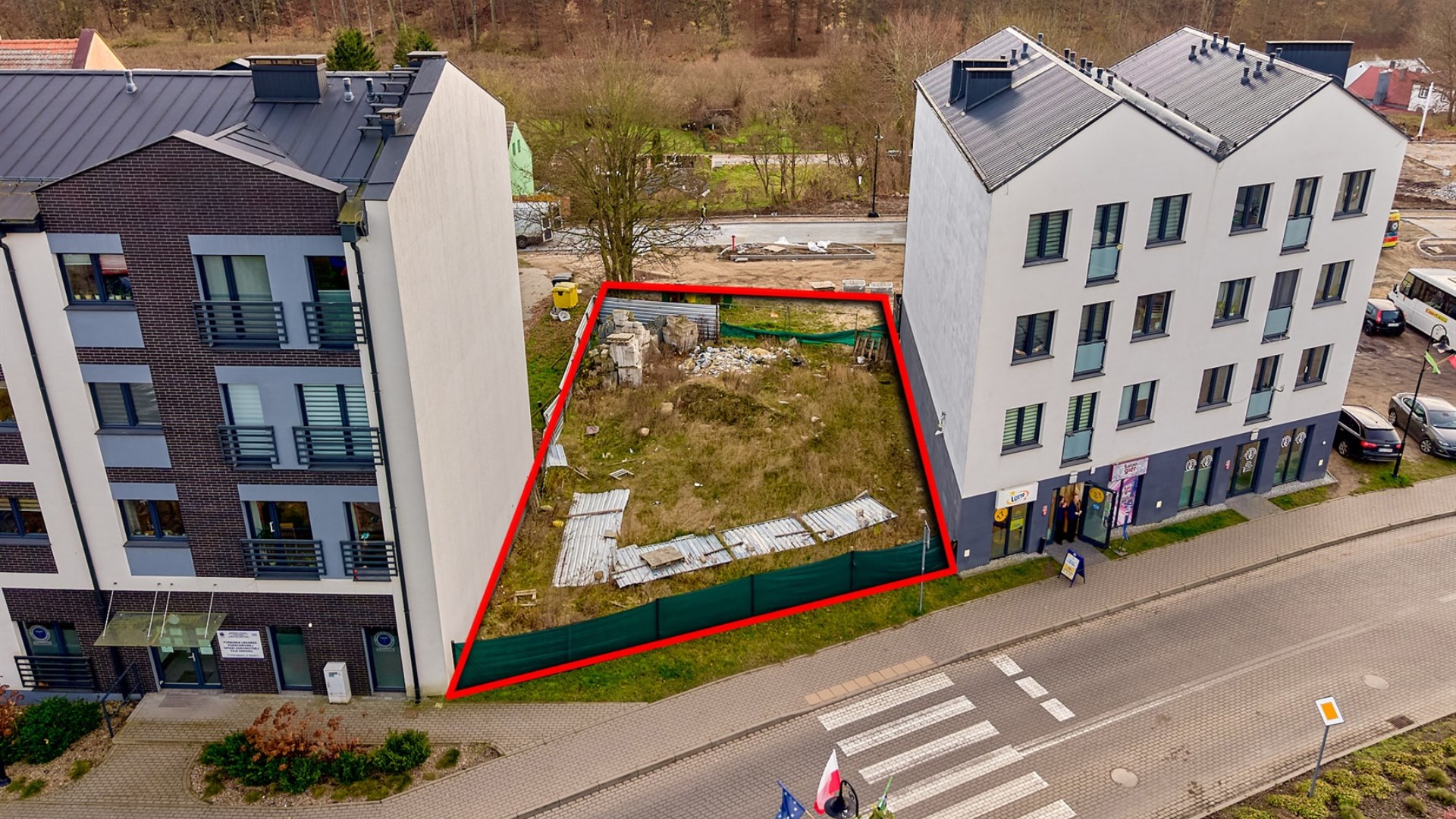 Działka na sprzedaż