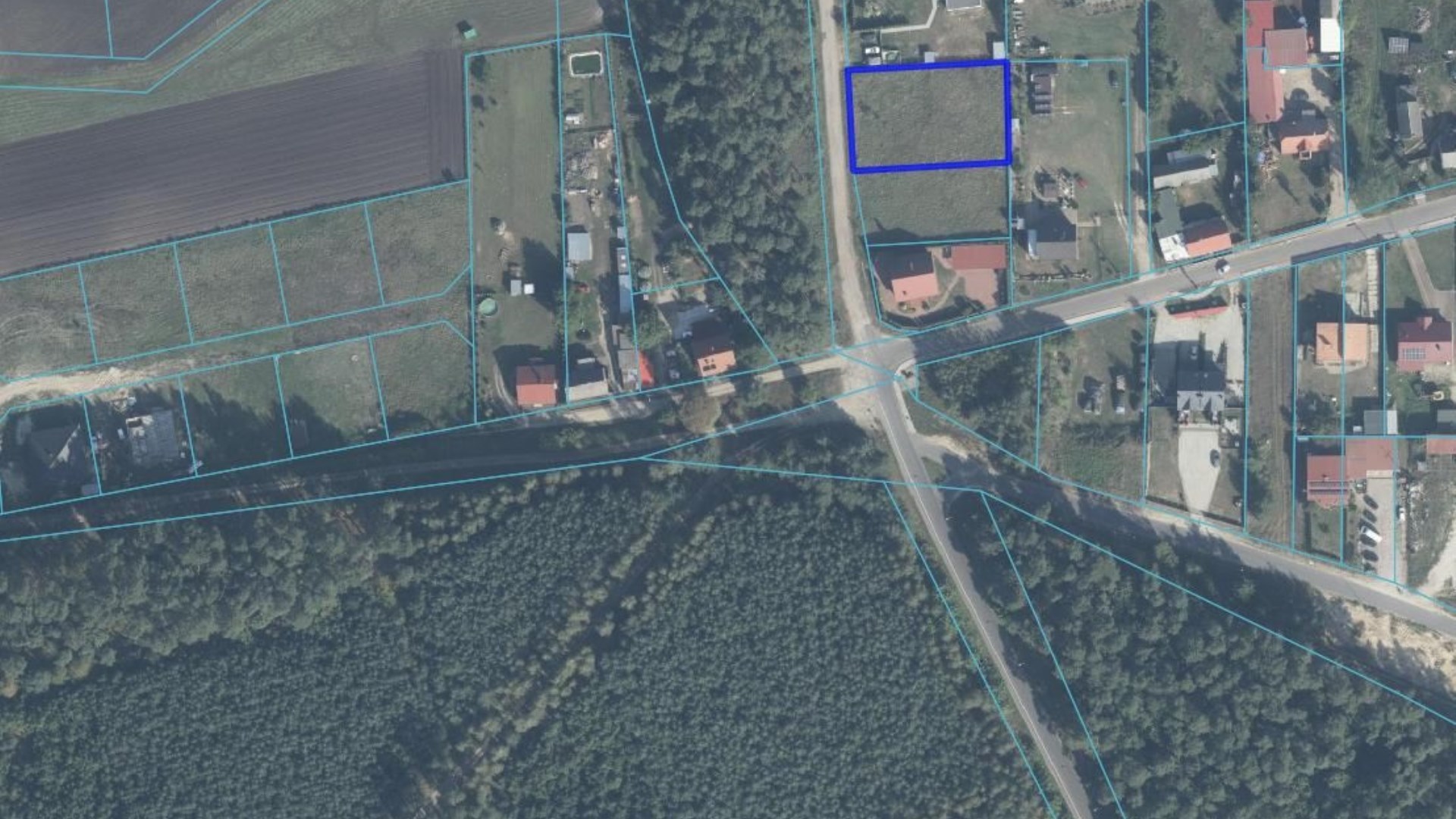 Działka na sprzedaż