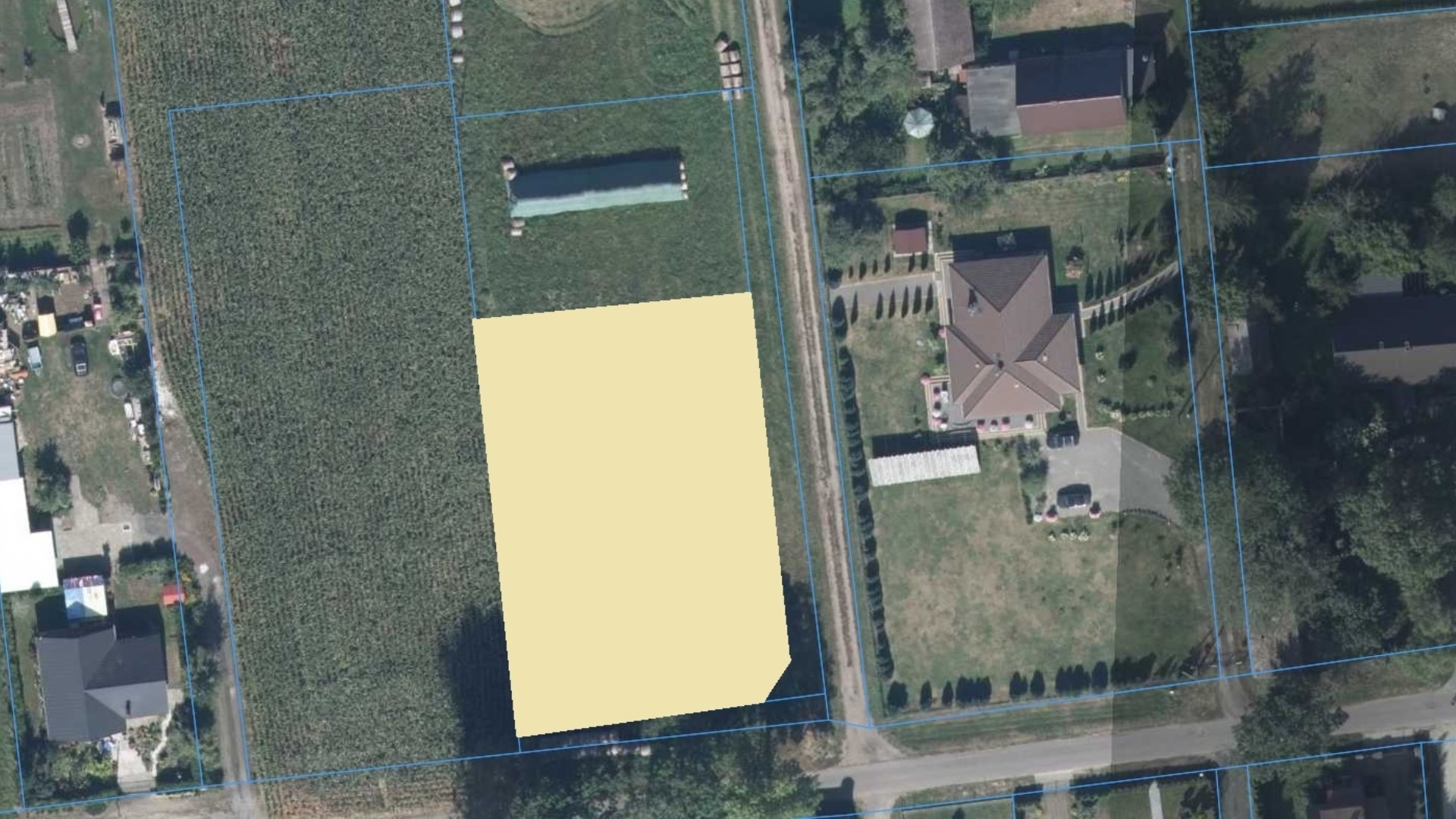 Działka na sprzedaż