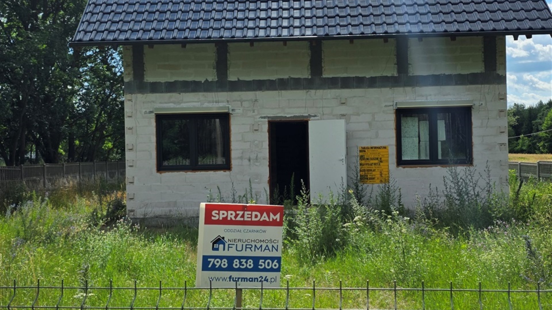 Dom na sprzedaż