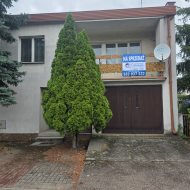 Dom na sprzedaż