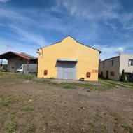 Hala na wynajem